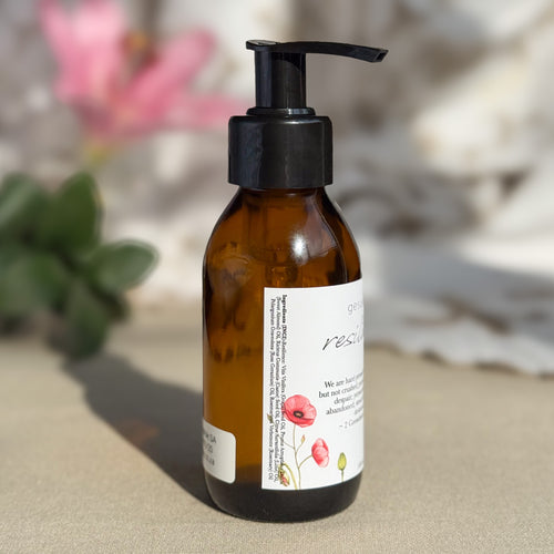 Body oil by Gesalfde in a glass pump bottle, promoting skin nourishment and self-care.
