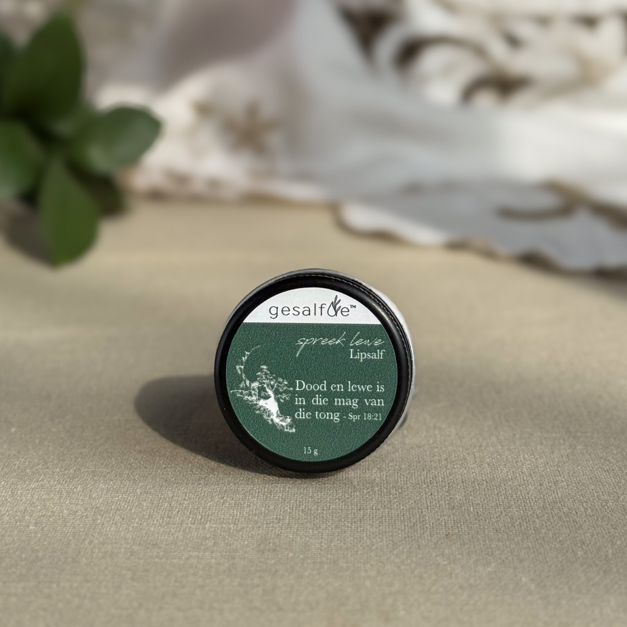 Lip balm containing natural ingredients